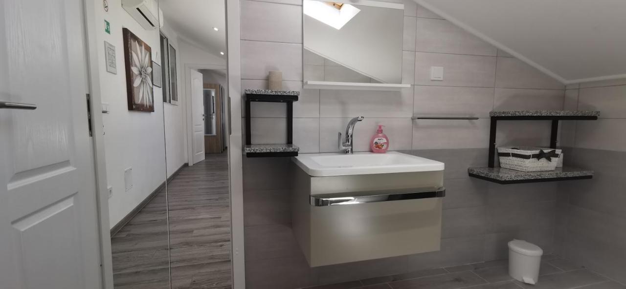 Apartments Angeline Rovinjsko Selo Ngoại thất bức ảnh