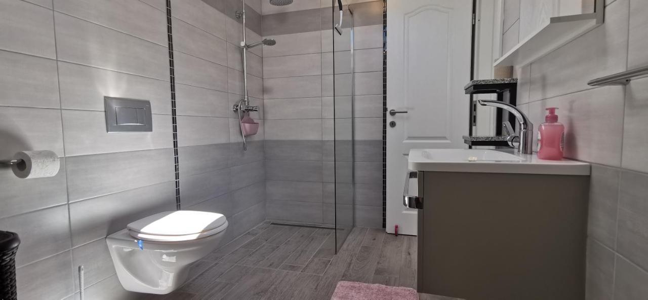 Apartments Angeline Rovinjsko Selo Ngoại thất bức ảnh